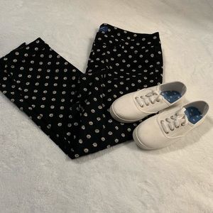 Old navy daisy pants